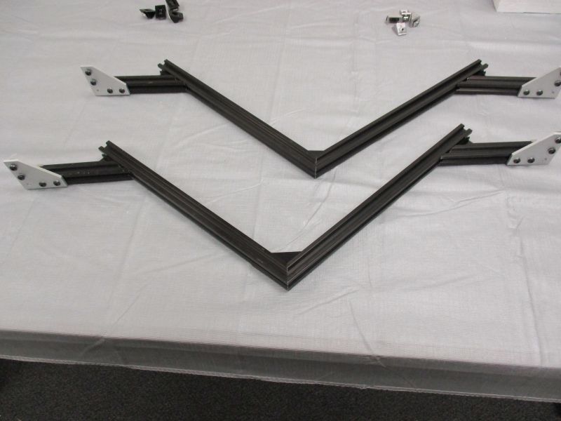 4 L-Plates on ends of front and back assemblies
